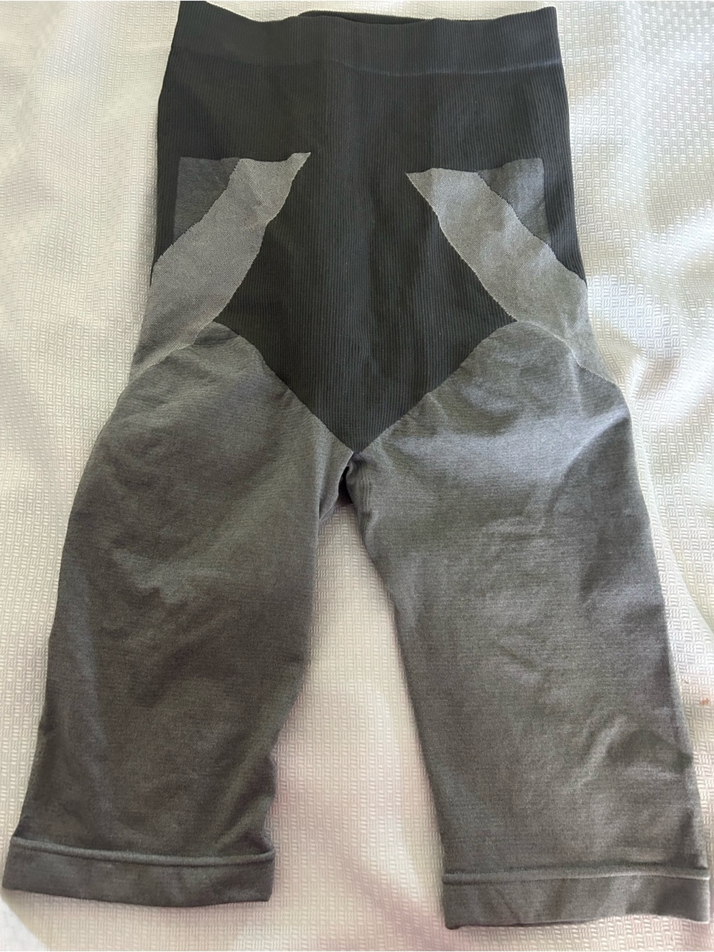 Seamless High-Waist Shaping Shorts - Black & Gray